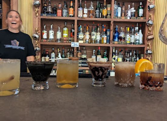 iowa/newton/bar/the-thunderdome