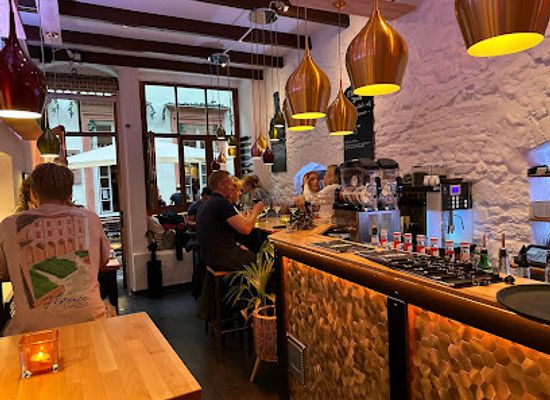 germany/heidelberg/handschuhsheim/bar/wine-s-bar-bistro-more