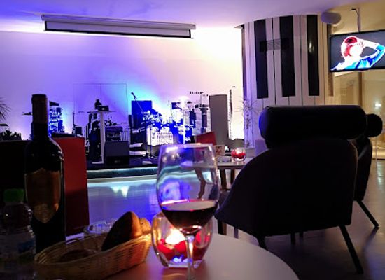 morocco/tangier/malabata/bar/le-nyx-piano-bar