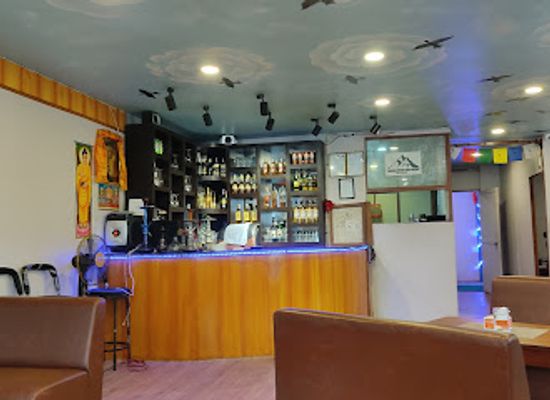 nepal/himalayan/bar/the-himalayan-bar