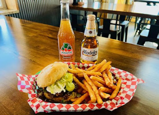 wyoming/great-divide-basin/bar/liquid-courage-sports-bar-grill