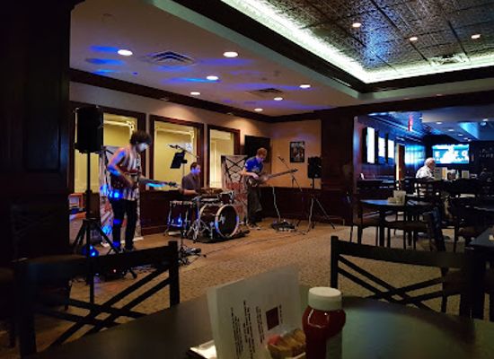 new-jersey/great-swamp-national-wildlife-refuge/bar/the-tap-room