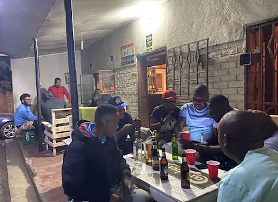malawi/lilongwe/area-12/bar/top-rank