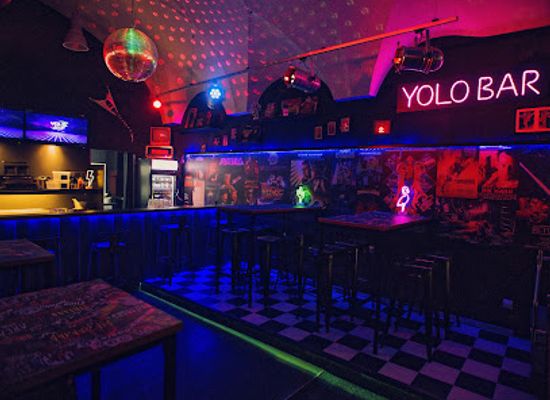 germany/swabia/bar/yolo-toast
