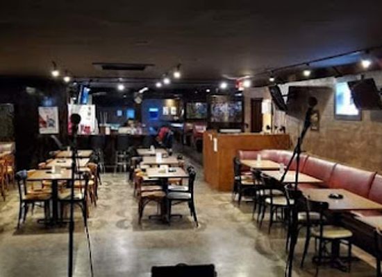 arkansas/timberlands/bar/tavern-round-the-bend