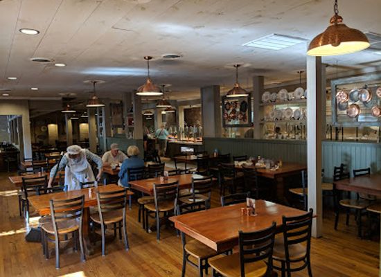 tennessee/dollywood/bar/aunt-granny-s-restaurant
