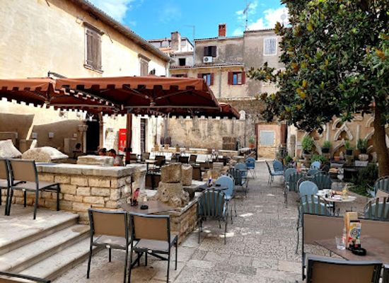 croatia/porec/bar/lapidarium