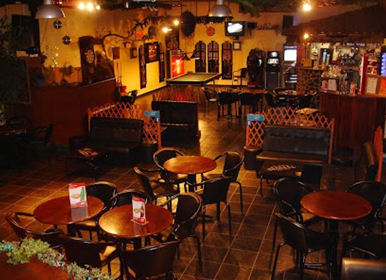 portugal/beira-litoral/bar/ghost-bar
