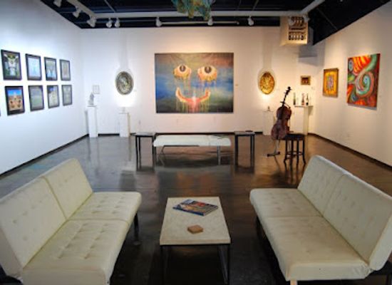 colorado/san-juan-mountains/bar/aboa-gallery-and-lounge