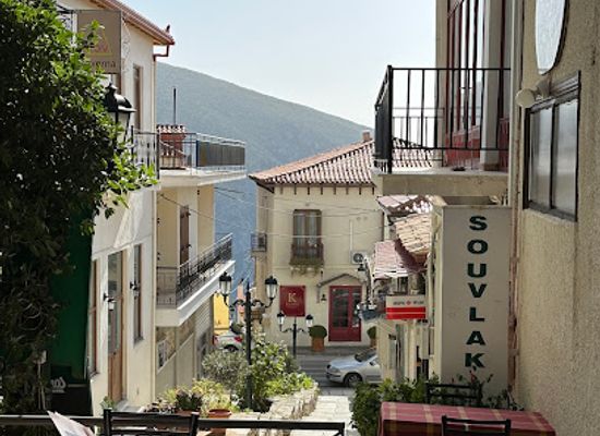greece/delphi/bar/taberna-ta-skalakia