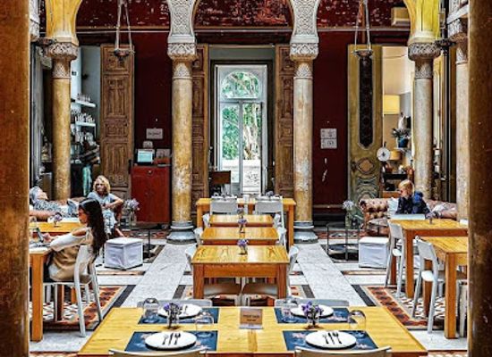 portugal/lisbon/bar/gin-lovers-bar-restaurant