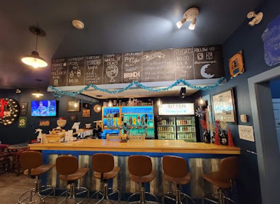 canada/cape-breton-island/bar/bitten-moon-pub