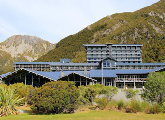 new-zealand/mount-cook-national-park/bar/aoraki-mount-cook-village