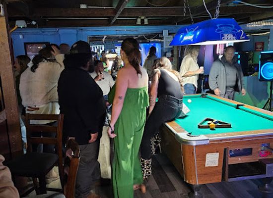 florida/suwannee-river/bar/racks-rails