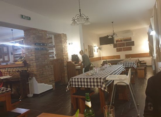 hungary/sopron/bar/otto-pince-wine-bar-and-restaurant