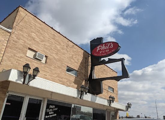 south-dakota/sioux-falls/falls-park/bar/phil-s-pub