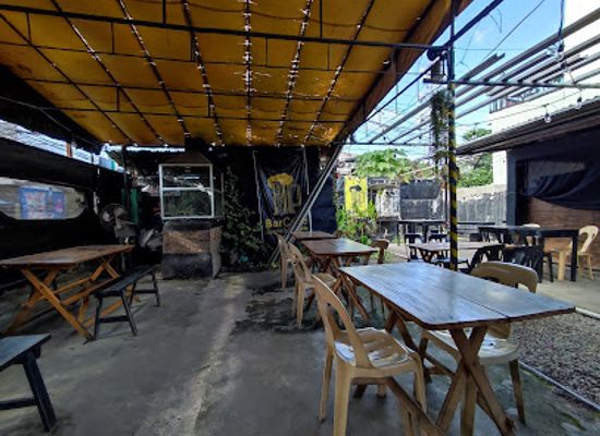 philippines/bicol-region/bar/michaels-barcode-sports-bar-and-resto