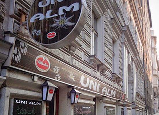 austria/vienna/alsergrund/bar/uni-alm-the-2-euro-bar