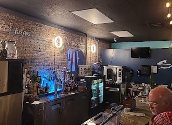 kansas/flint-hills/bar/the-dive-beach-bar