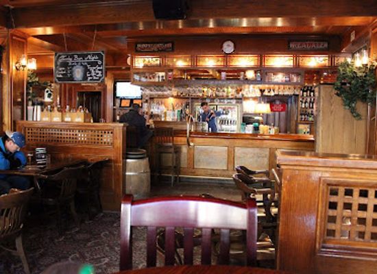 canada/vancouver-island/bar/winston-s-english-pub-grill