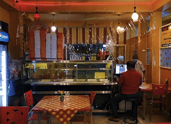 sri-lanka/matara-district/bar/chamin-restaurant-and-open-bar