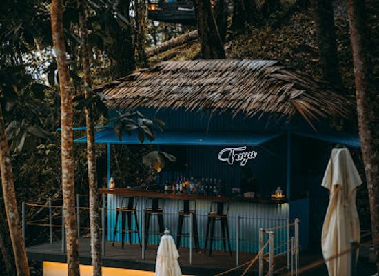 malaysia/sarawak/bar/tanju-beach-club