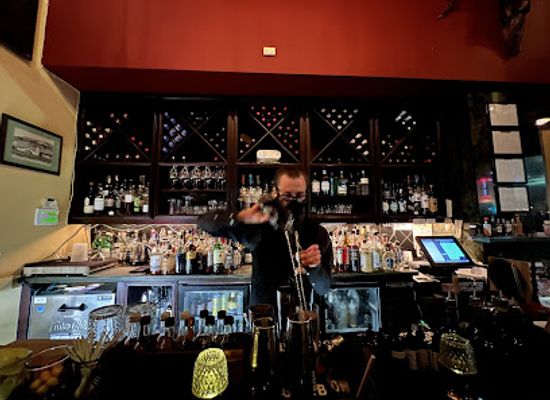 california/sacramento/bar/the-grand