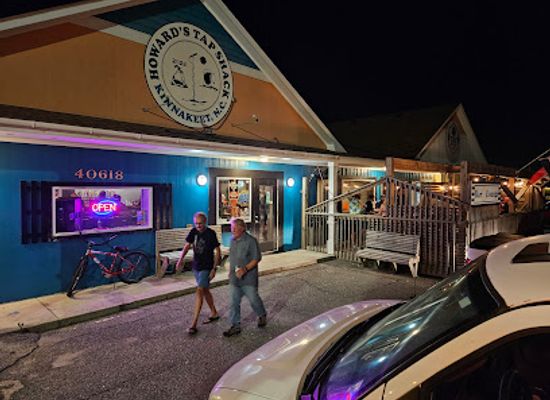 north-carolina/outer-banks/bar/howards-tap-shack