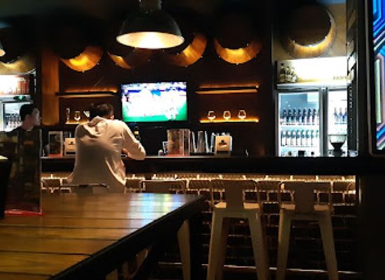 indonesia/east-kalimantan/bar/heart-of-borneo-hob