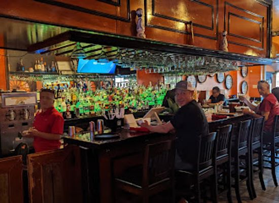 virginia/northern-virginia/bar/freddie-s-beach-bar-restaurant