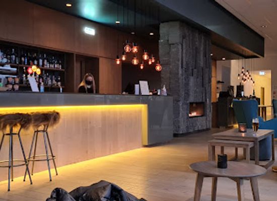 iceland/vík-í-mýrdal/bar/berg-restaurant