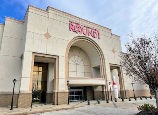 pennsylvania/chester-county/bar/round1-bowling-arcade