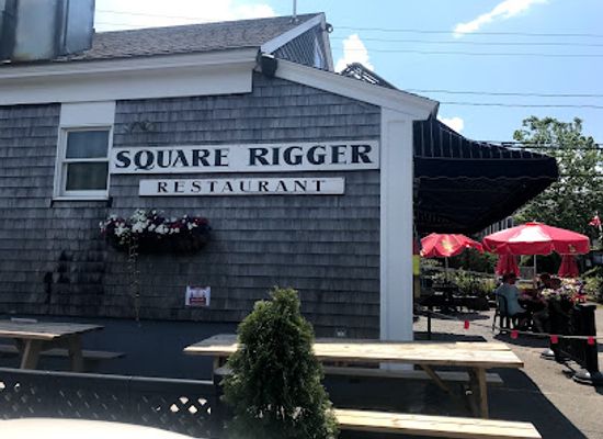 massachusetts/dukes-county/bar/square-rigger-restaurant