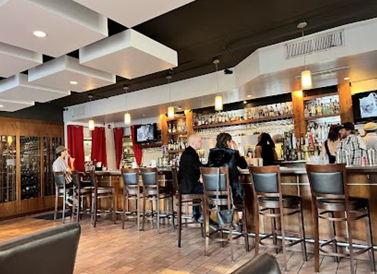 kansas/kansas-city/crossroads-arts-district/bar/tannin-wine-bar-kitchen