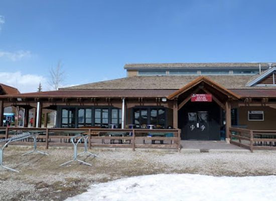 colorado/maroon-bells-snowmass-wilderness/bar/two-creeks-cafe