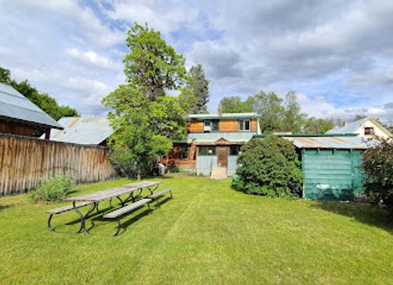 washington/the-methow-valley/bar/hazel-s-overnight-rental-house