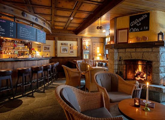 switzerland/gornergrat/bar/chami-bar-fire-place