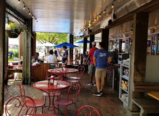 massachusetts/nantucket/bar/nantucket-tavern-gazebo