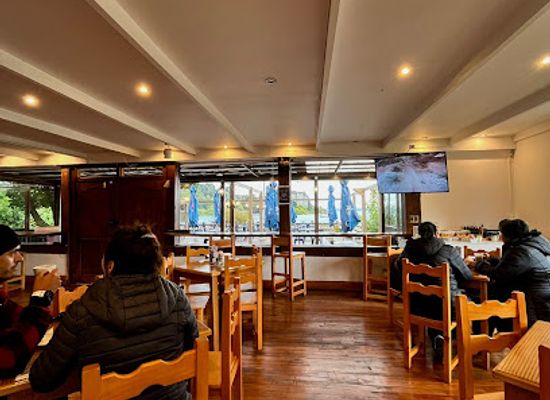 chile/pucon/bar/banus-lounge