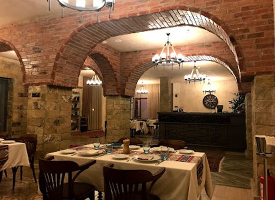 azerbaijan/shamakhi/bar/abqora-restaurant-wine-club