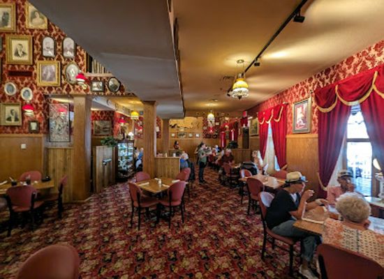 south-dakota/mount-rushmore/bar/ruby-house-restaurant