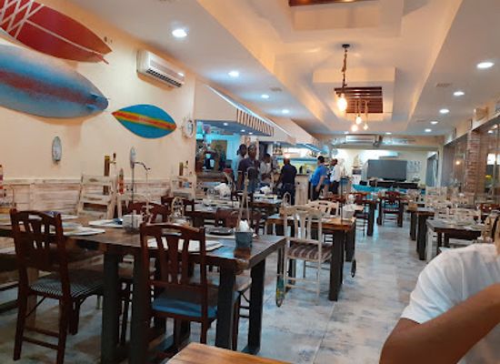 angola/central-highlands/bar/bar-bar