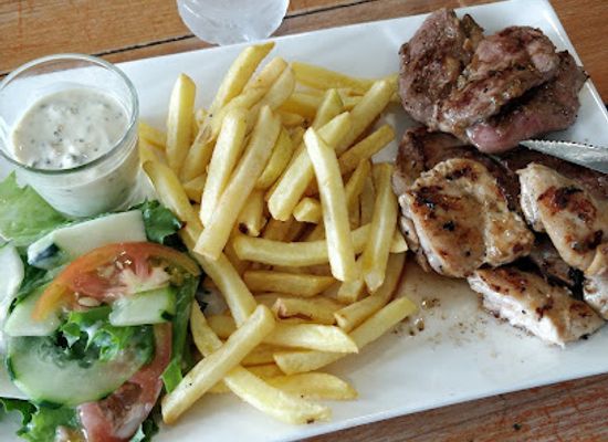 mayotte/bandrele/bar/royal-snack