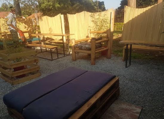 uganda/jinja-source-of-the-nile/bar/digbick