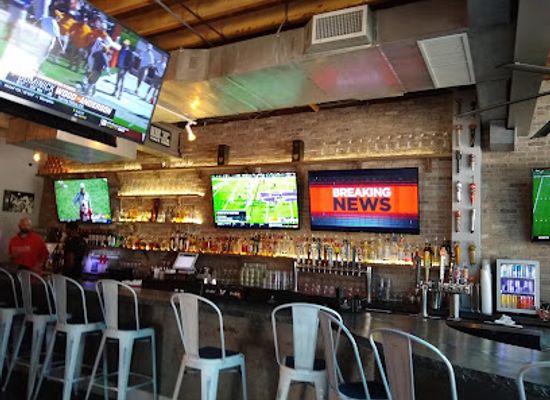 north-carolina/charlotte/bar/graham-st-pub-patio
