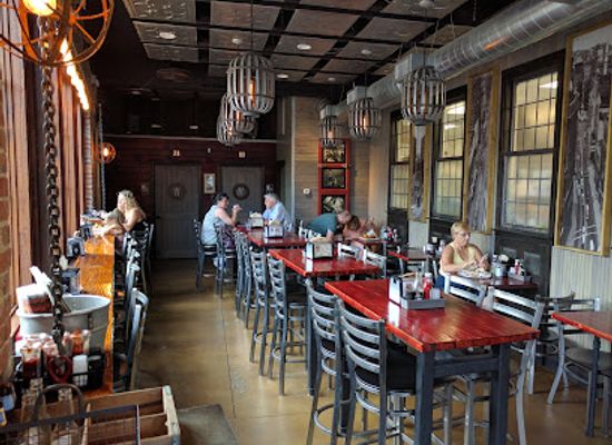 connecticut/new-britain/bar/riley-s-hot-dog-burger-gourmet