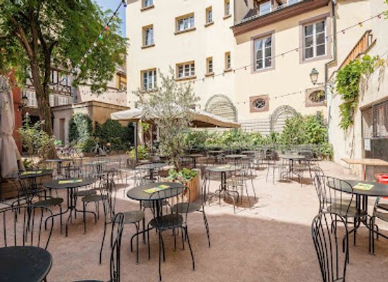 france/strasbourg/cathedral-quarter/bar/les-savons-d-helene