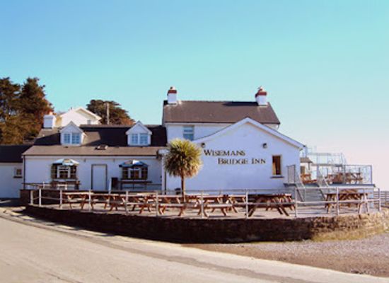 united-kingdom/dyfed/bar/wisemans-bridge-inn