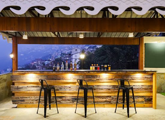 india/the-himalayas/bar/the-link-fine-dining-resto-bar-by-mount-hotels