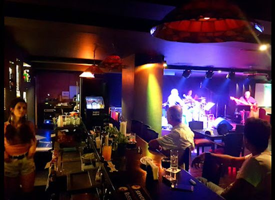 lebanon/baabda/bar/nova-lounge